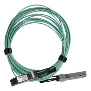 StarTech.com MSA Uncoded Compatible 10m/32.8ft 40G QSFP+ to QSFP+ AOC Cable, 40 GbE QSFP+ Active Optical Fiber, 40 Gbps QSFP Plus/Transceiver Module Cable, 40GE QSFP+ Active Optical Cable - Lifetime Warranty (QSFP40GAO10M) - Cabo de ligação directa 4