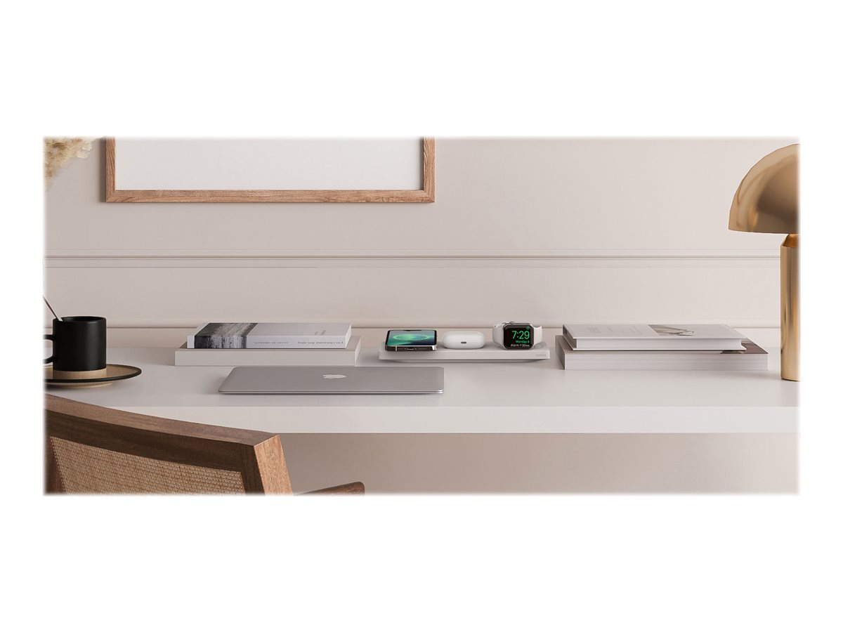 Belkin BoostCharge Pro 3-in-1 - Almofada de carregamento sem fios - Fast Charge - branco