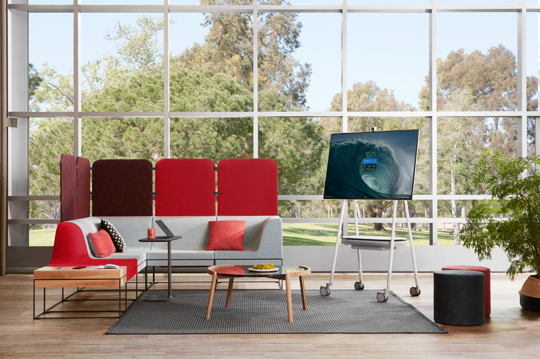 APC Smart-UPS Charge Mobile Battery - UPS - AC 100/120/230 V - 388 Watt - 400 VA - Lithium Ion - para Microsoft Surface Hub 2S 50" - Image 8