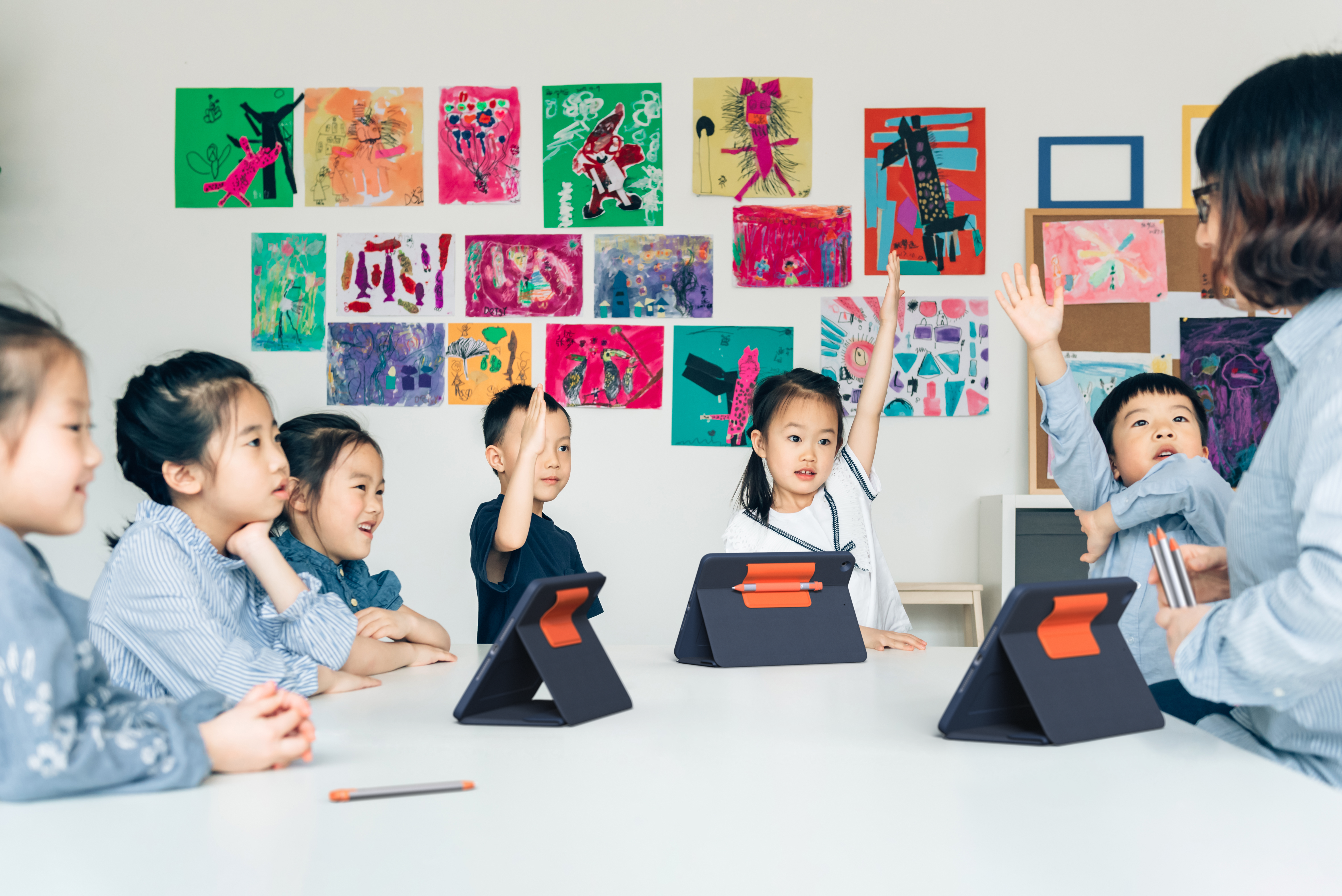 Logitech Rugged Combo 3 For Education - Master Pack - teclado e pasta de folio - Apple Smart connector - educação K-12 - para Apple 10.2-inch iPad (7ª geração, 8ª geração, 9ª geração) - Image 7