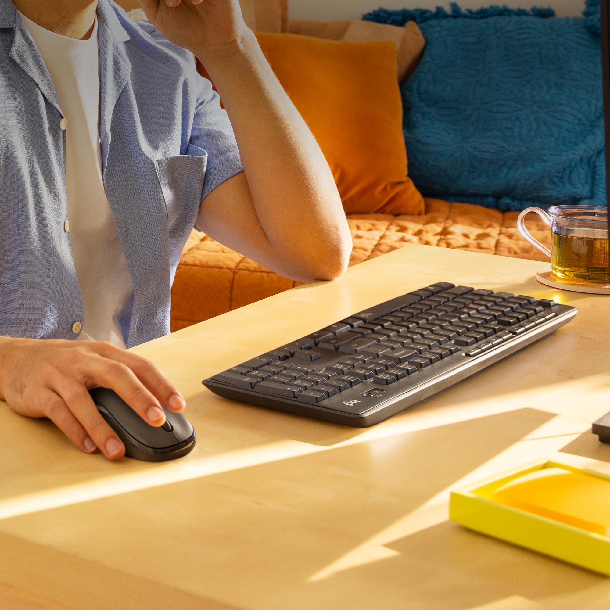 Logitech MK295 Silent - Conjunto de teclado e rato - sem fios - 2.4 GHz - QWERTZ - Image 9