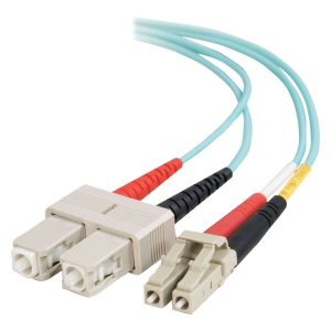 C2G LC-SC 10Gb 50/125 OM3 Duplex Multimode PVC Fiber Optic Cable (LSZH) - Cabo de rede - SC multi-modos (M) para multi-modo LC (M) - 15 m - 15 m - fibra óptica - duplex - 50 / 125 micron - OM3 - sem halogéneo - aqua